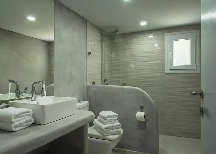 Alexandros Village אדאמאס