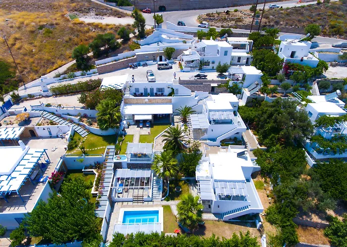 Alexandros Village מלון אדאמאס