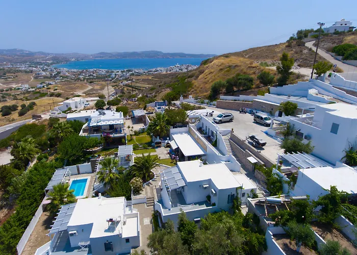 מלון Alexandros Village 3*