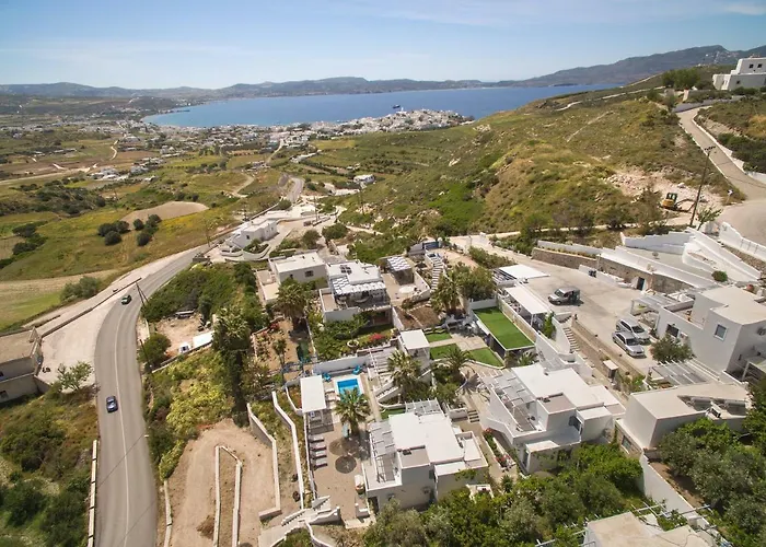 מלון Alexandros Village 3*