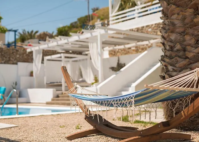 Alexandros Village מלון אדאמאס