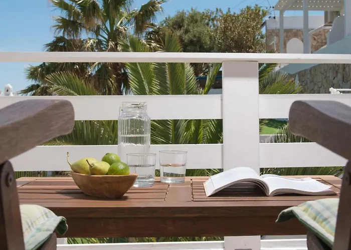 Alexandros Village מלון אדאמאס