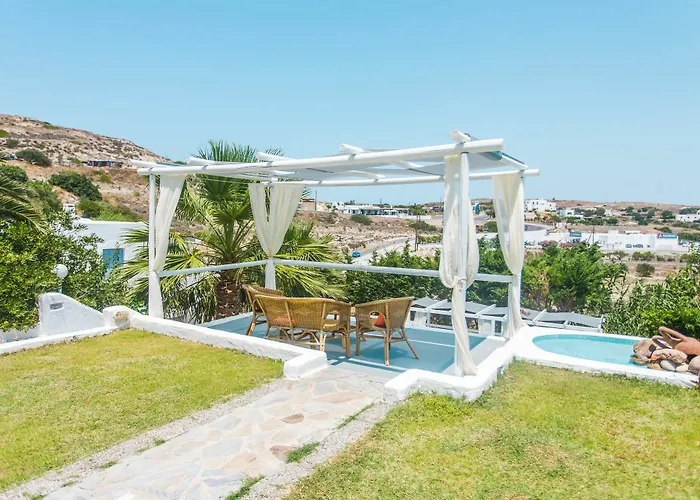 Alexandros Village מלון 3*