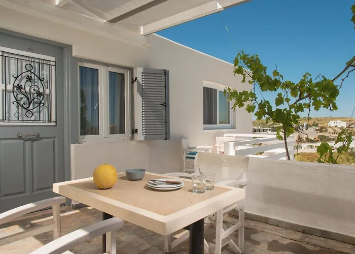 Alexandros Village מלון 3*