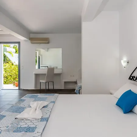 Alexandros Village Hotel