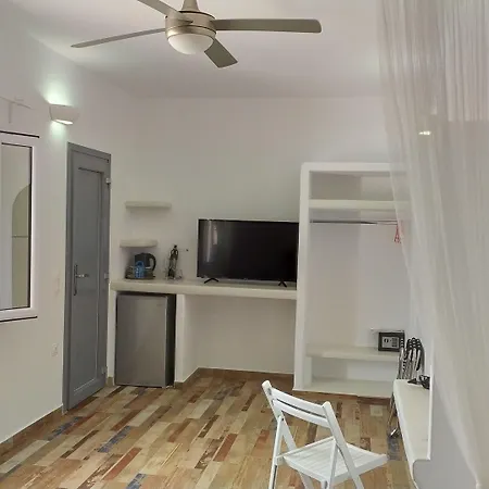 Alexandros Village 3* Adamantas (Milos)