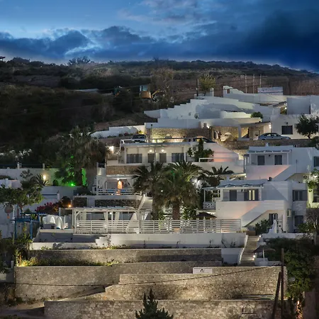 Alexandros Village Adámas