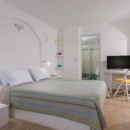 Alexandros Village Hotel 3*